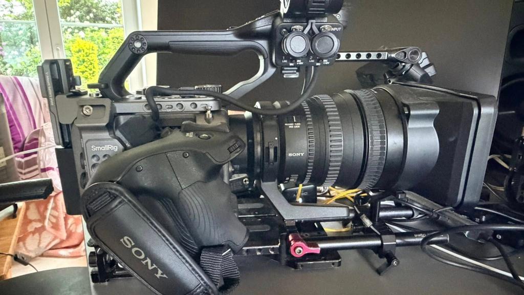 Sony FX6 met FE PZ 28-135 mm F4 G OSS, Téléobjectif, Comme neuf, Enlèvement, Zoom