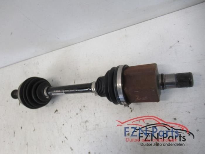 VW Passat B8 Aandrijfas Links-Voor, Enlèvement ou Envoi, Utilisé
