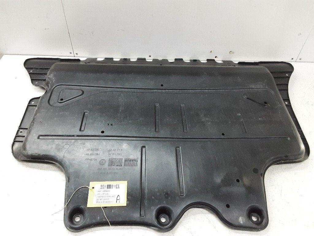 MOTORBESCHERMPLAAT Seat Tarraco (5QF825236), Gebruikt, Service@seat.de, Seat Deutschland GmbH, Seat