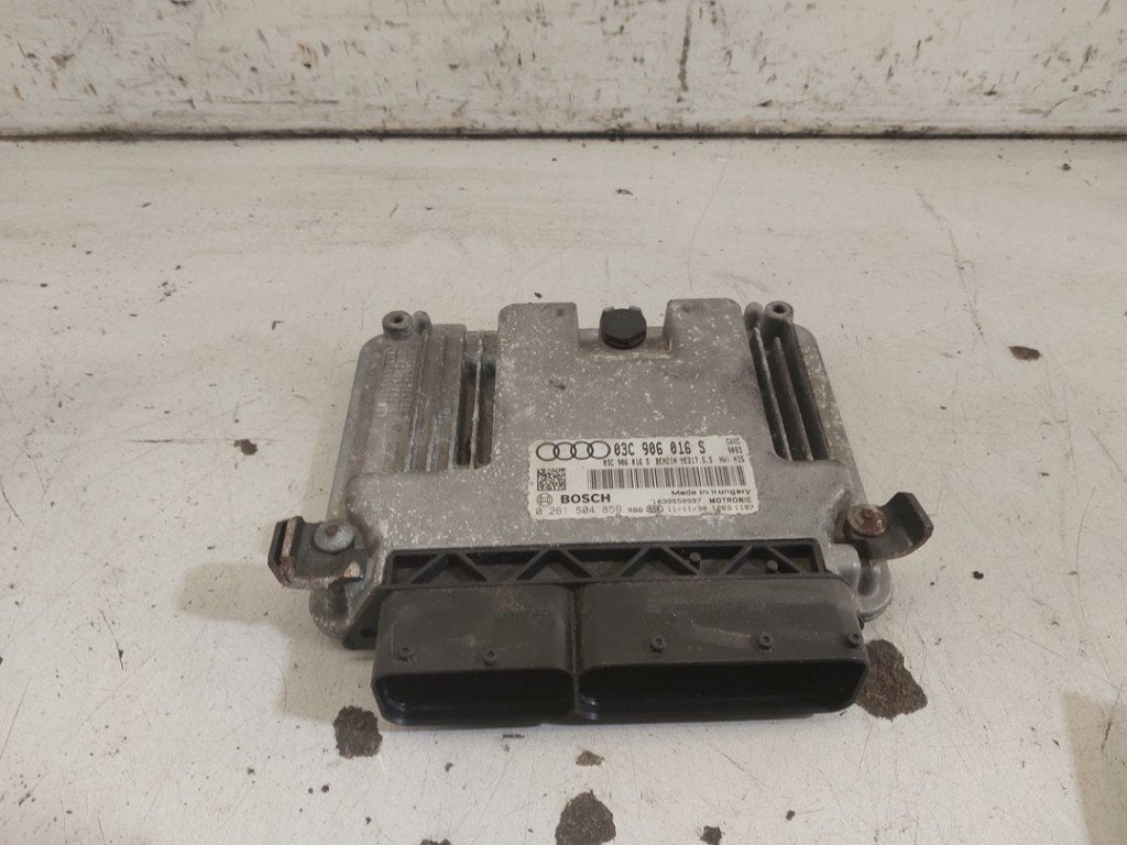 CALCULATEUR MOTEUR ECU Audi A3 Sportback (8PA), Robert Bosch AG, Audi, Utilisé, Robert-Bosch-Allee 1
74232  Abstatt, DE