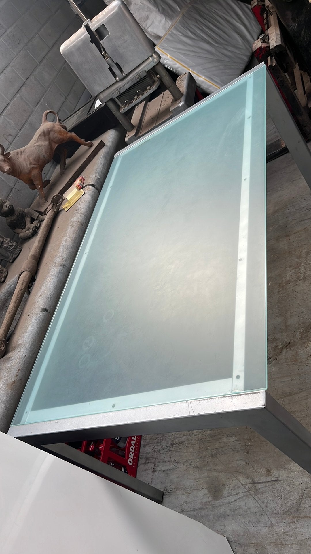 Gratis tafel met glazenblad, Ophalen, 50 – 75, Gebruikt, 50 tot 100 cm