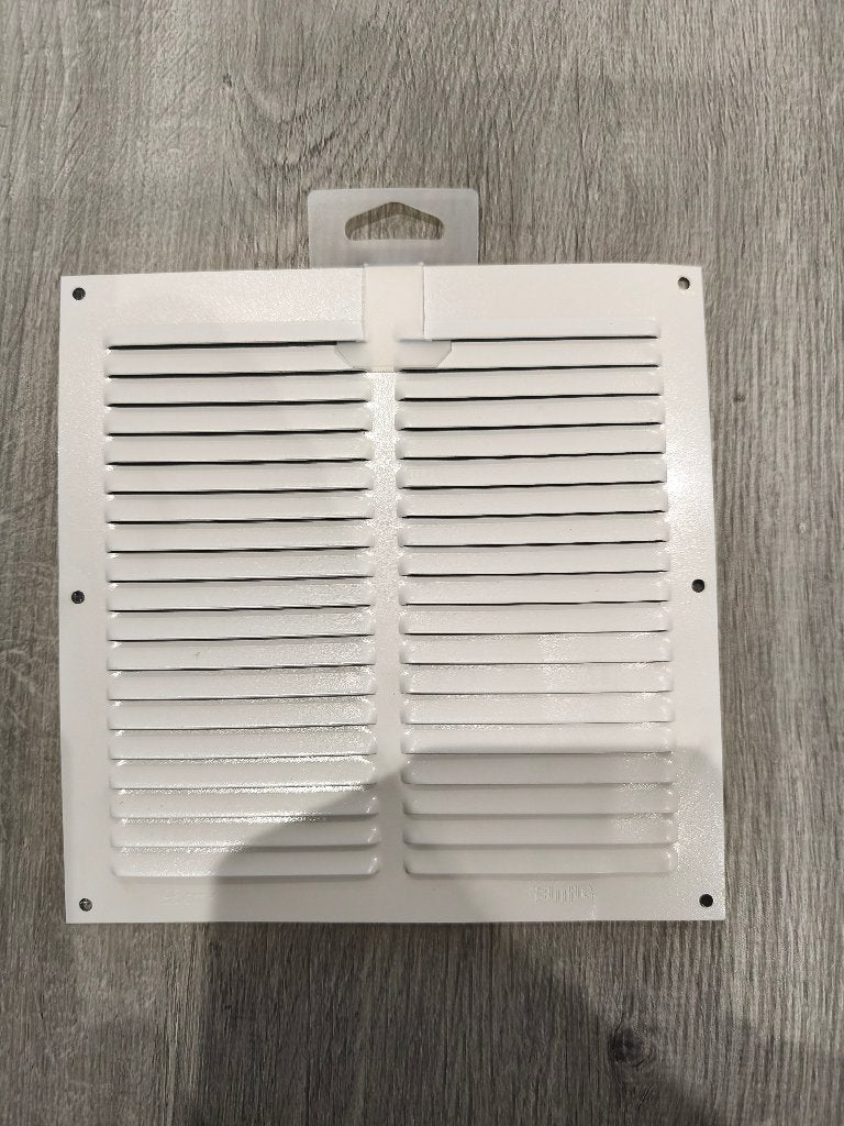 2 grilles de ventilation en alu blanc 20x20 cm, Bricolage & Construction, Ventilation & Extraction, Enlèvement, Neuf
