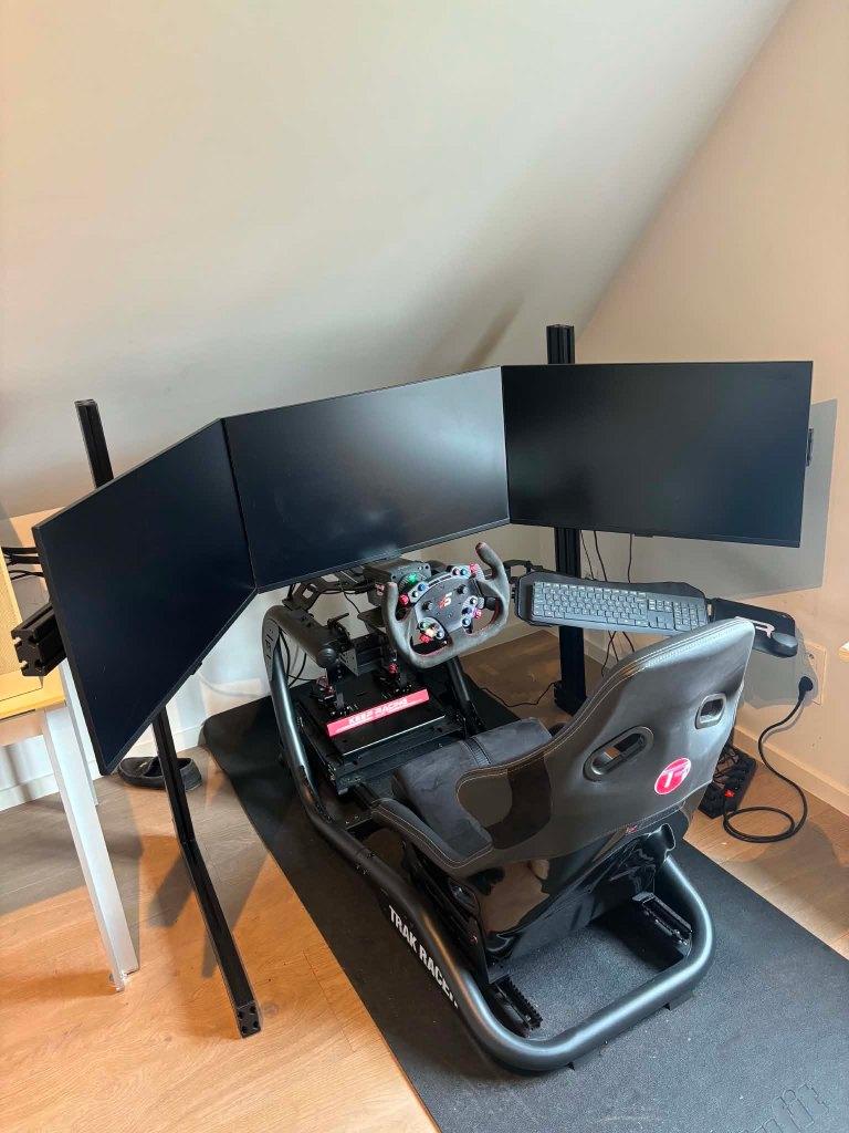 sim racing, Games en Spelcomputers, Ophalen, Zo goed als nieuw