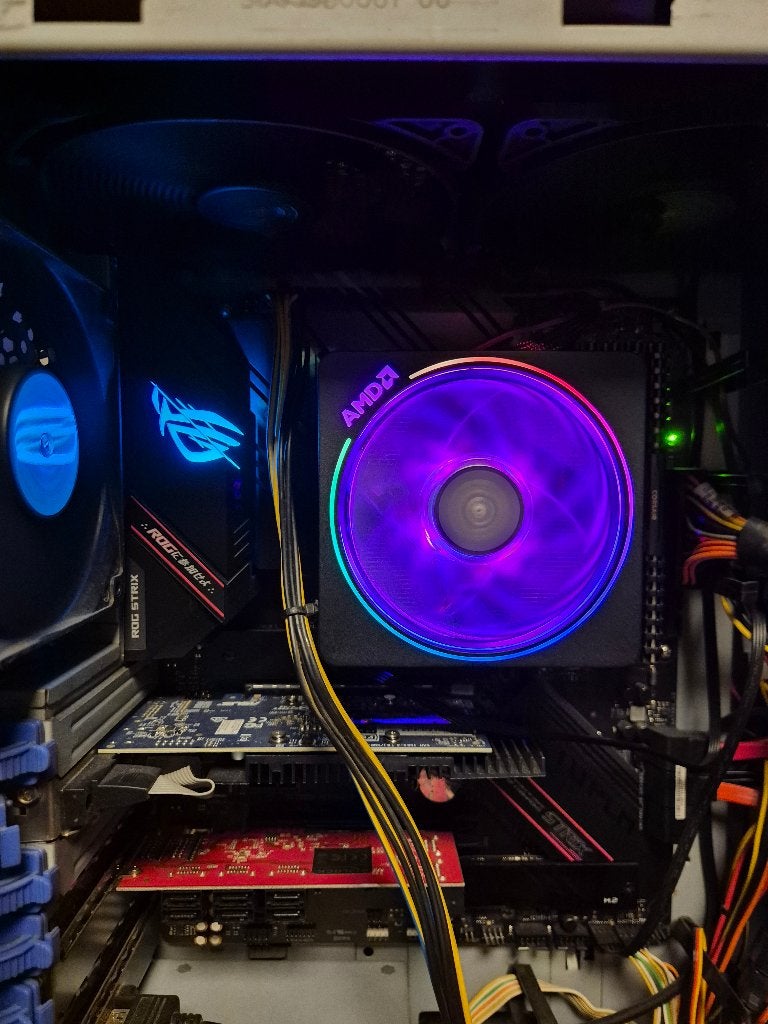 Ryzen 7 3800X + ASUS ROG Strix B550-F + 16GB, Computers en Software, Moederborden, Ophalen, Gebruikt, DDR4, Socket AM4