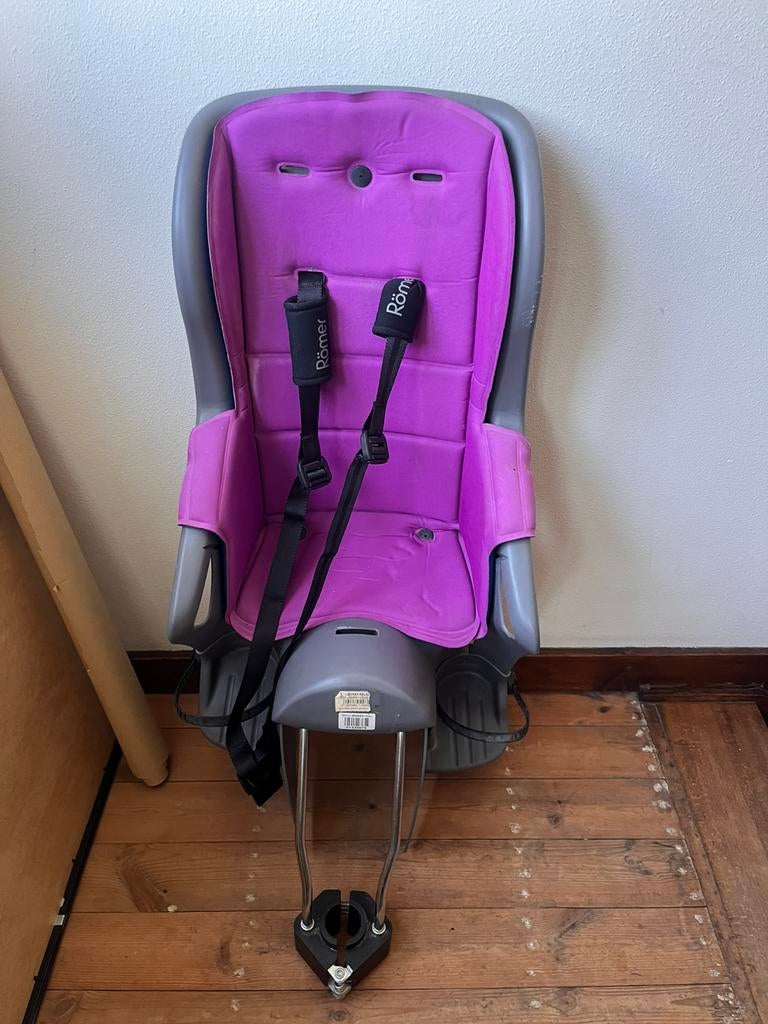 Fietsstoel Römer Jockey paars, Fietsen en Brommers, Fietsaccessoires | Fietsstoeltjes, Ophalen, Achterzitje, 0 t/m 18 kg, Gebruikt
