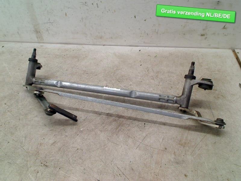 ESSUIE-GLACE ASSEMBLY AVANT Golf VII Variant (AUVV), Autos : Pièces & Accessoires, Vitres & Accessoires, Volkswagen, Utilisé