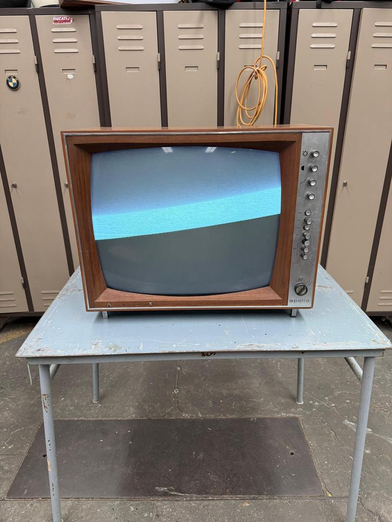 Beeldbuis-tv crt televisie, Ophalen, Zo goed als nieuw