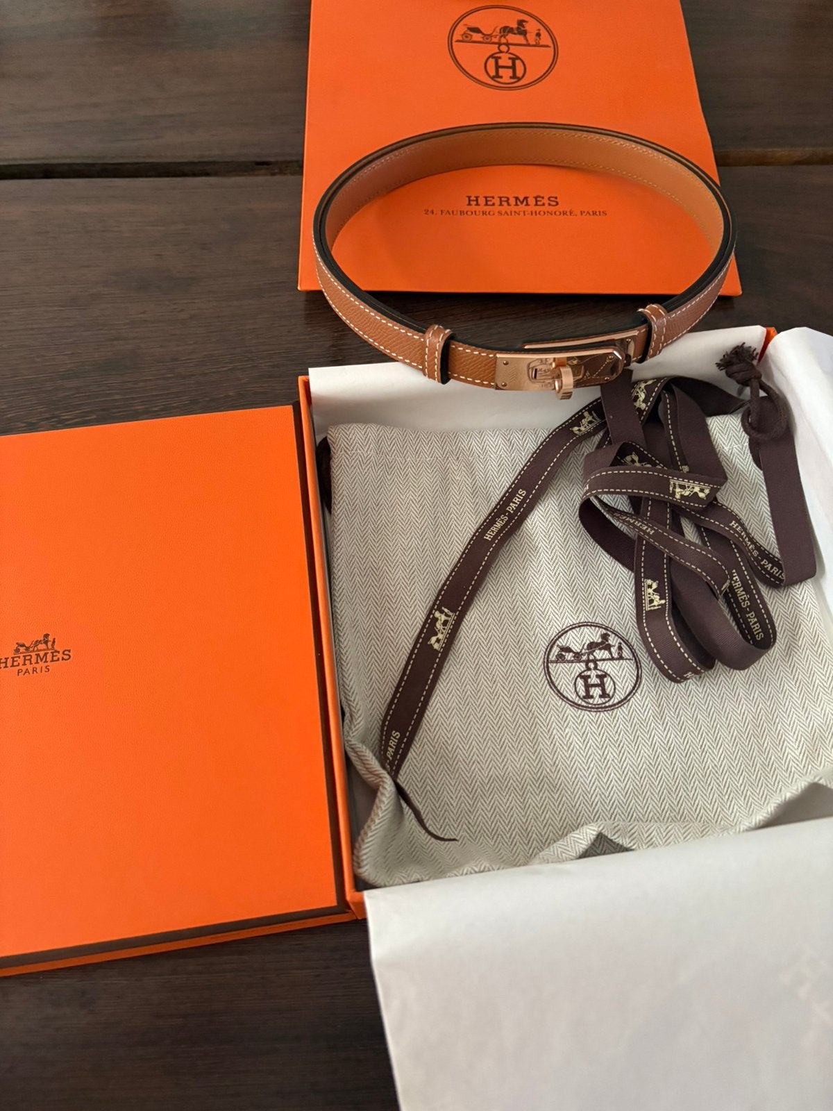 Hermes Kelly 18 riem met geelgouden afwerking, Kleding | Heren, Riemen en Ceintuurs, Ophalen, Zo goed als nieuw, Riem of Ceintuur