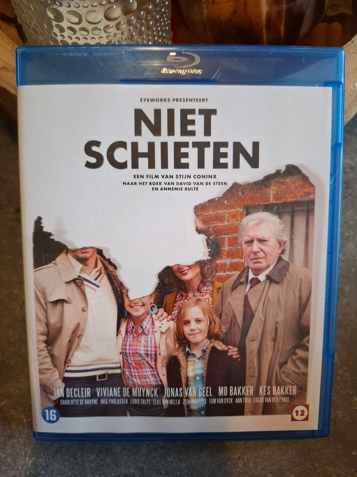 Niet schieten, Ophalen of Verzenden, Zo goed als nieuw, Nederlands, Drama