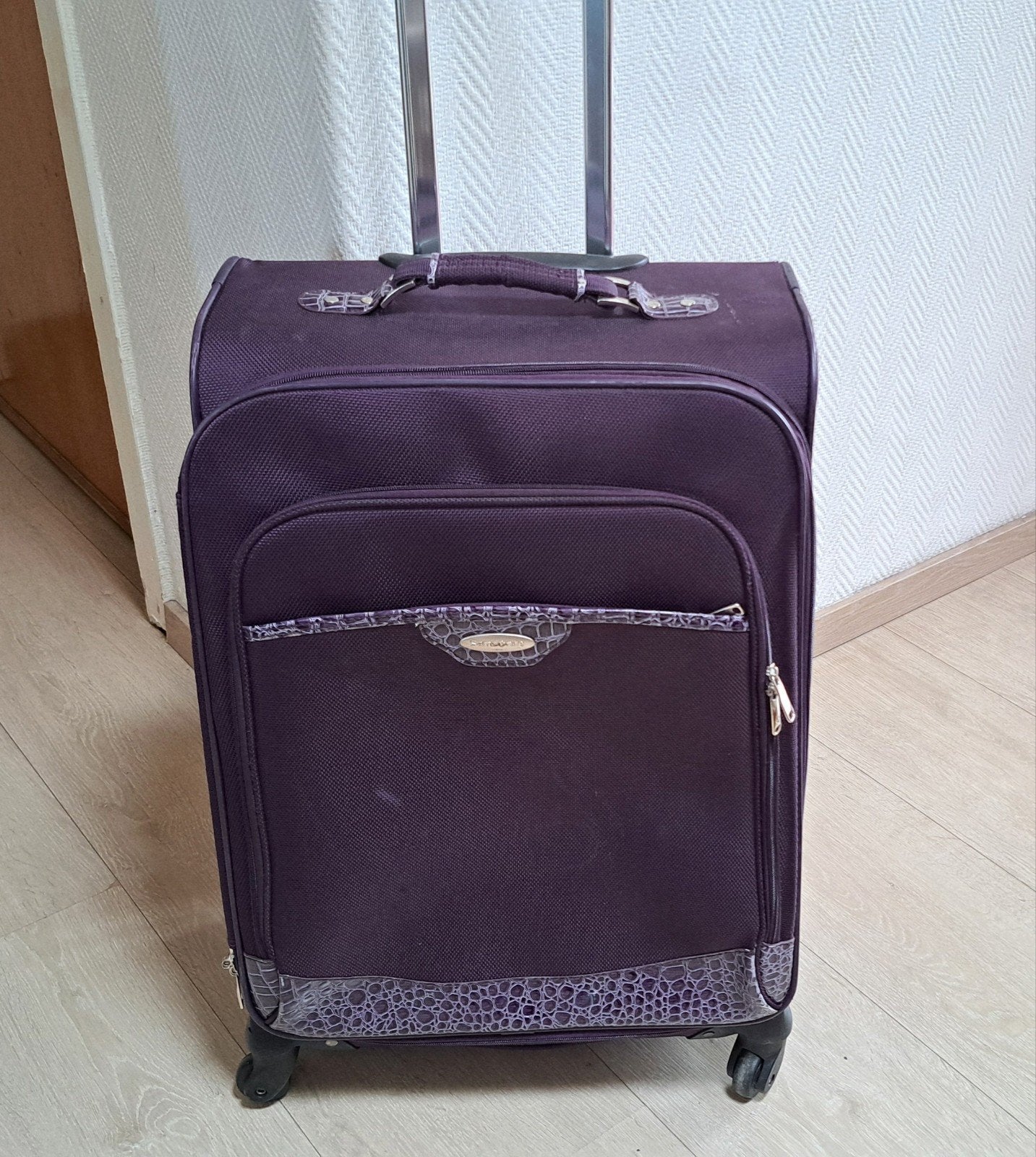 Samsonite middelgrote koffer +_ 62/40 cm trolley met 4 wiele, Ophalen, Gebruikt