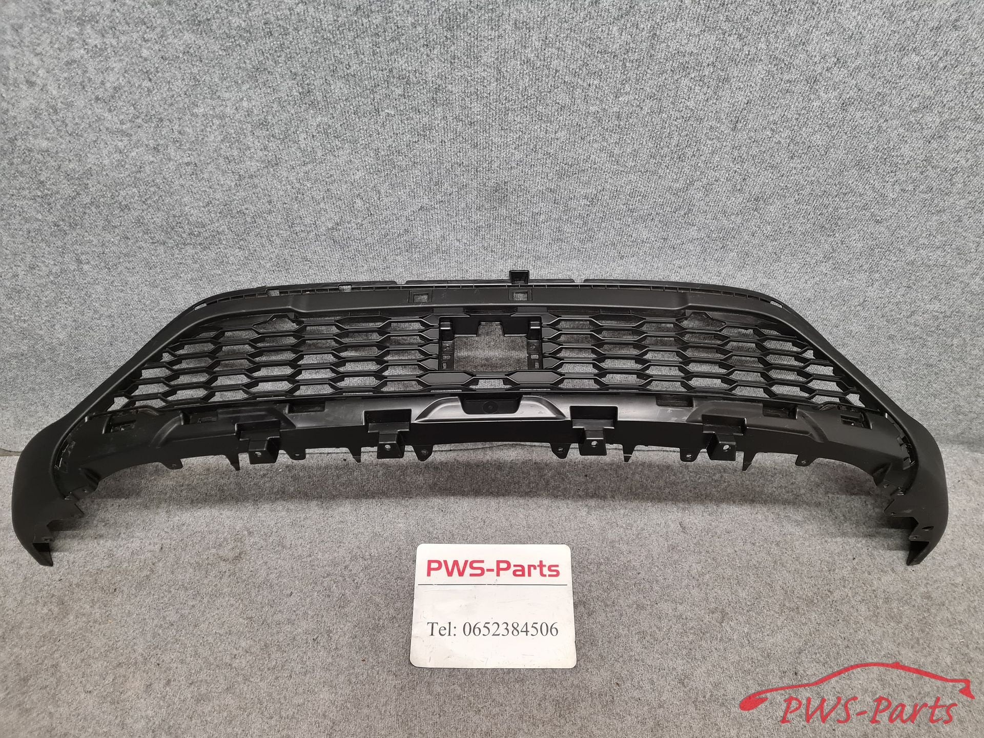 DACIA SANDERO STEPWAY III VOORBUMPER GRILL ONDERSPOILER ORIG, -, Utilisé, -, Avant