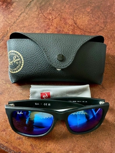 Zonnebril Ray-Ban Justin Color Mix RB4165, Zonnebril, Zwart, Ophalen of Verzenden, Zo goed als nieuw
