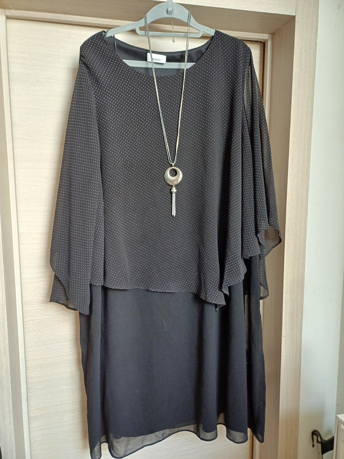 Yessica feestkleedje met stipjes voor Mt 52/54, Kleding | Dames, Grote Maten, Ophalen of Verzenden, Zo goed als nieuw, Jurk, Yessica
