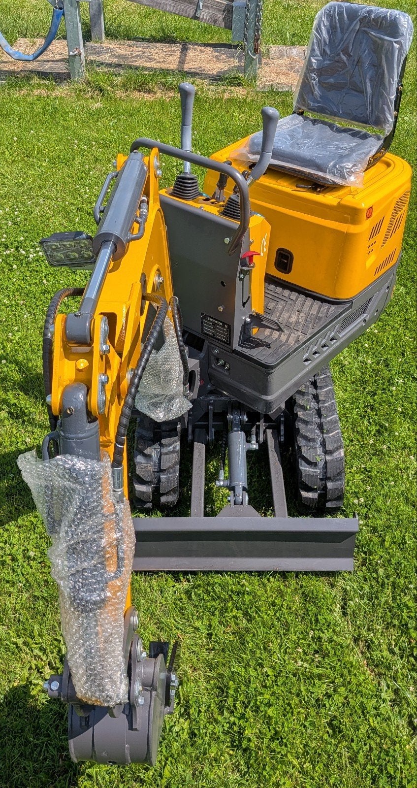 Minigraver, 700kg, zwenkarm, Zakelijke goederen, Machines en Bouw | Kranen en Graafmachines, Graafmachine, Ophalen