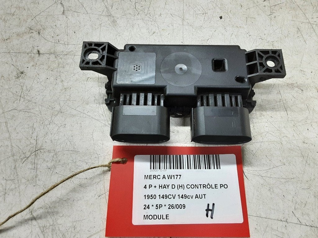 UNITE ELECTRONIQUE Mercedes-Benz A (177.0) (A0009008214), Mercedes-Benz, Utilisé, Dialog.mb@mercedes-benz.com, Mercedes-Benz AG