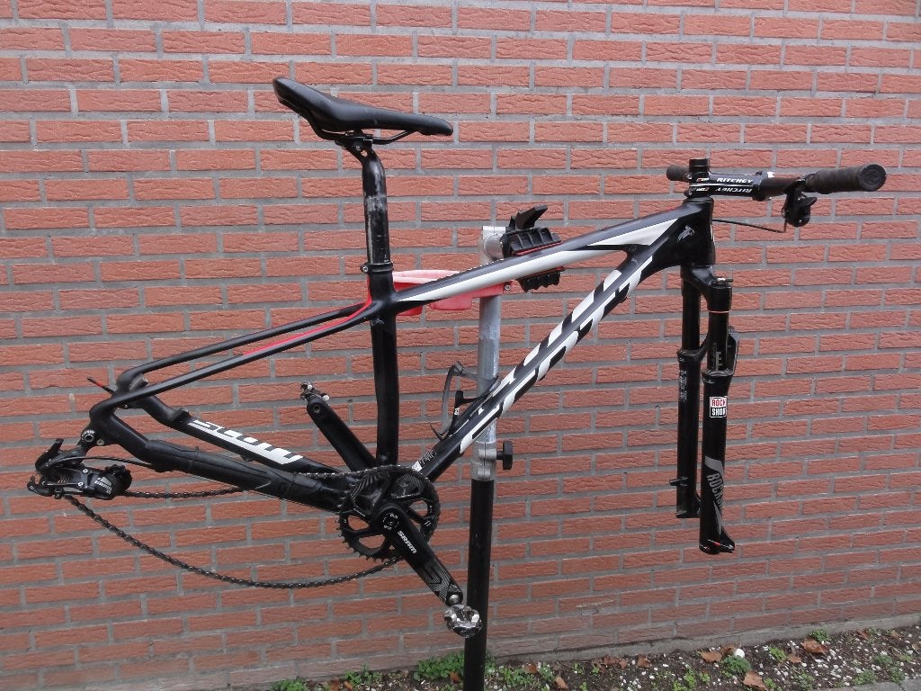 SCOTT SCALE 910 CARBON frame maat S, wiel 29 inch 275 euro, Hardtail, Ophalen, Zo goed als nieuw, Schijfrem