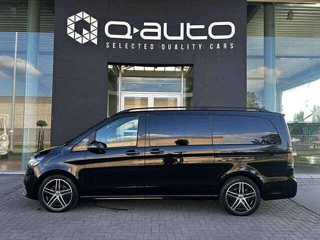 Mercedes-Benz V 250 D AMG Line Dubbel Cabine / MBUX+ /, Auto's, Mercedes-Benz, Automaat, Zwart, Bedrijf, USB