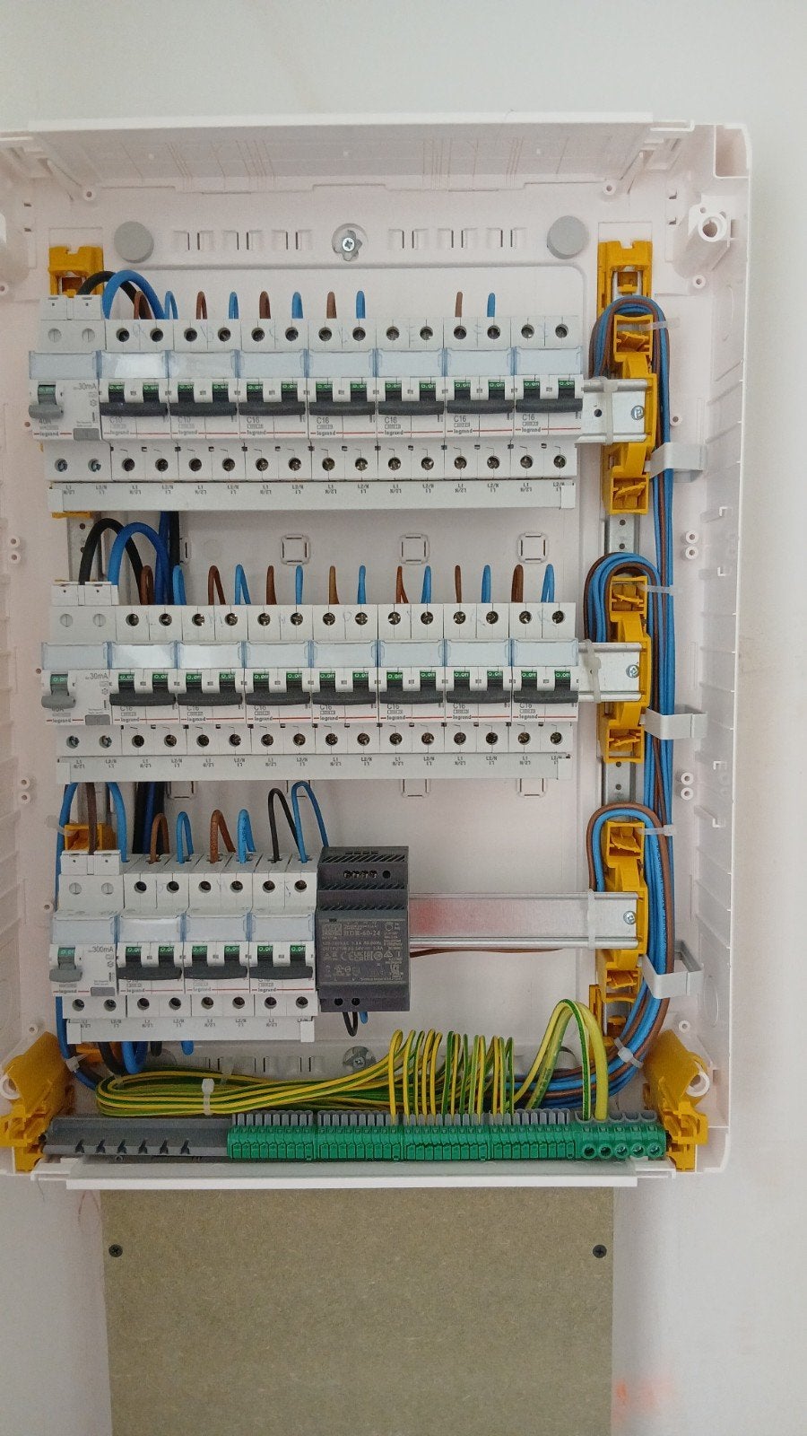 service électricien  et plombier, Ophalen of Verzenden