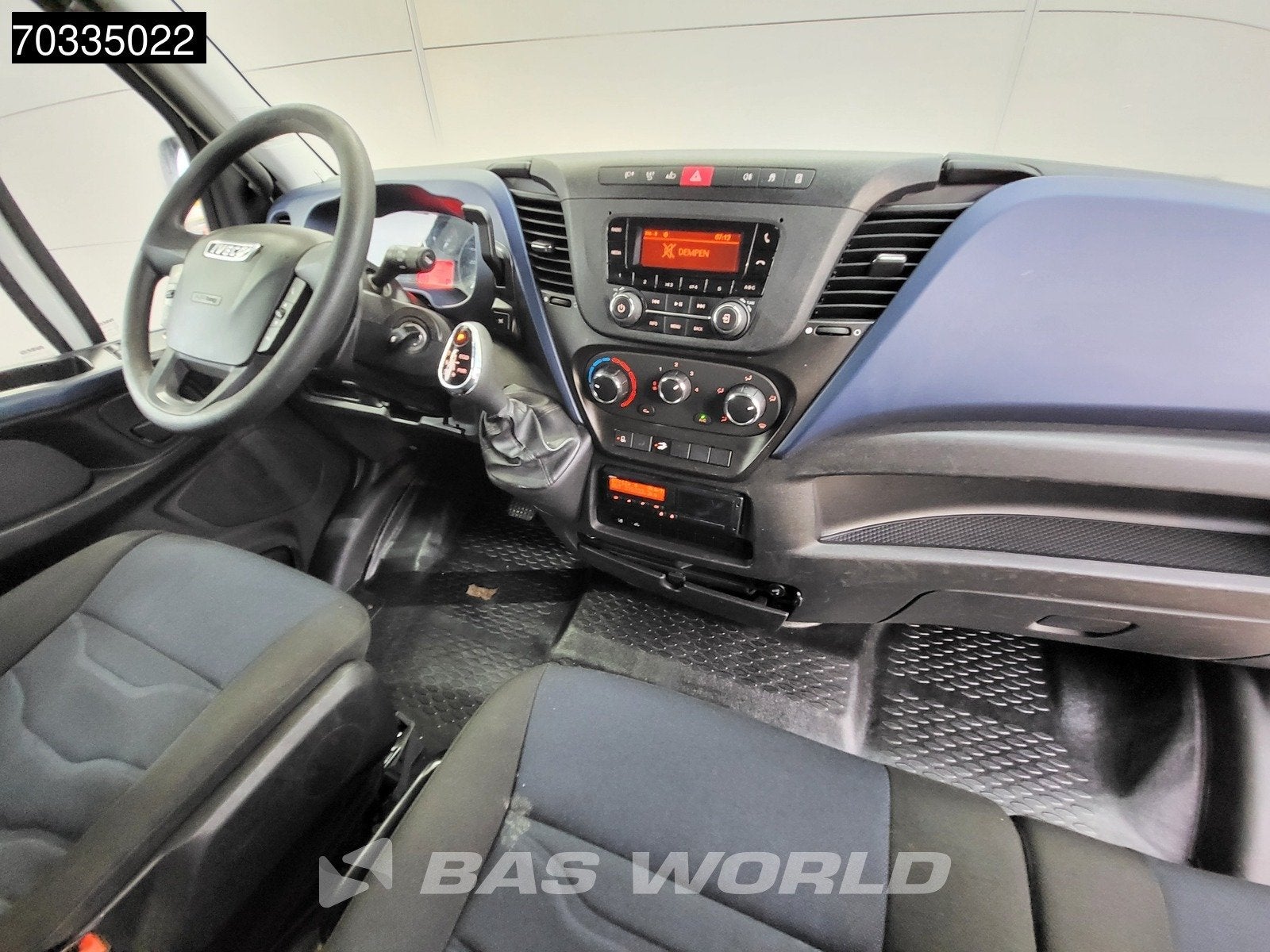 Iveco Daily 72C18 3.0L 1000KG Laadklep Automaat Dubbellucht, Auto's, Bestelwagens en Lichte vracht, Automaat, 4205 kg, Stof, Gebruikt