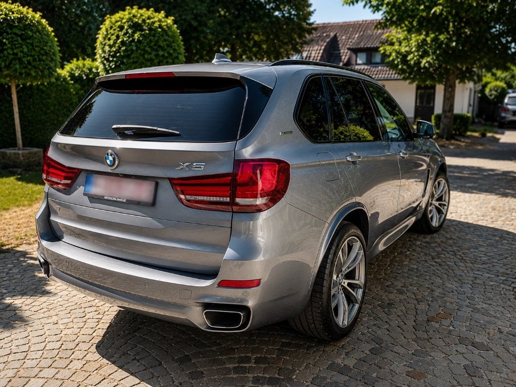 BMW X5 xDrive40e M Sport | 51.445 km | BTW in | Full Option, Auto's, Automaat, Leder, SUV of Terreinwagen, Zilver of Grijs