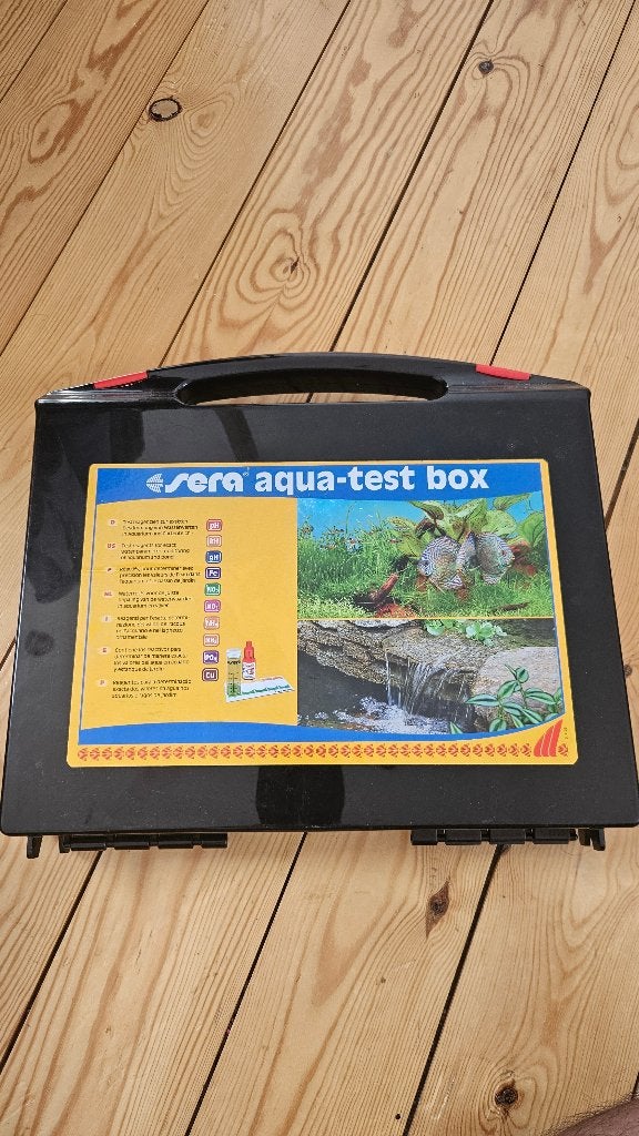 Sera aqua-test box complète, Enlèvement, Utilisé, Autres types, Sera