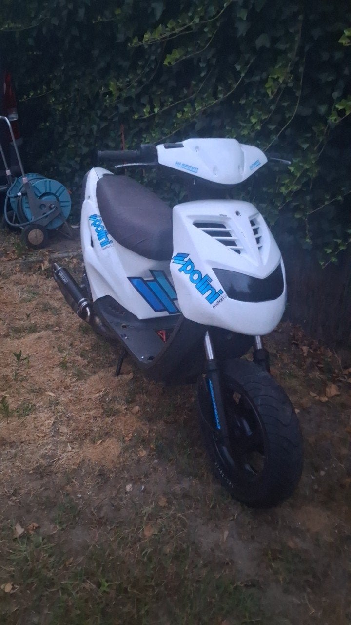 Generic cracker . A klasse 50 Cc, Fietsen en Brommers, Ophalen