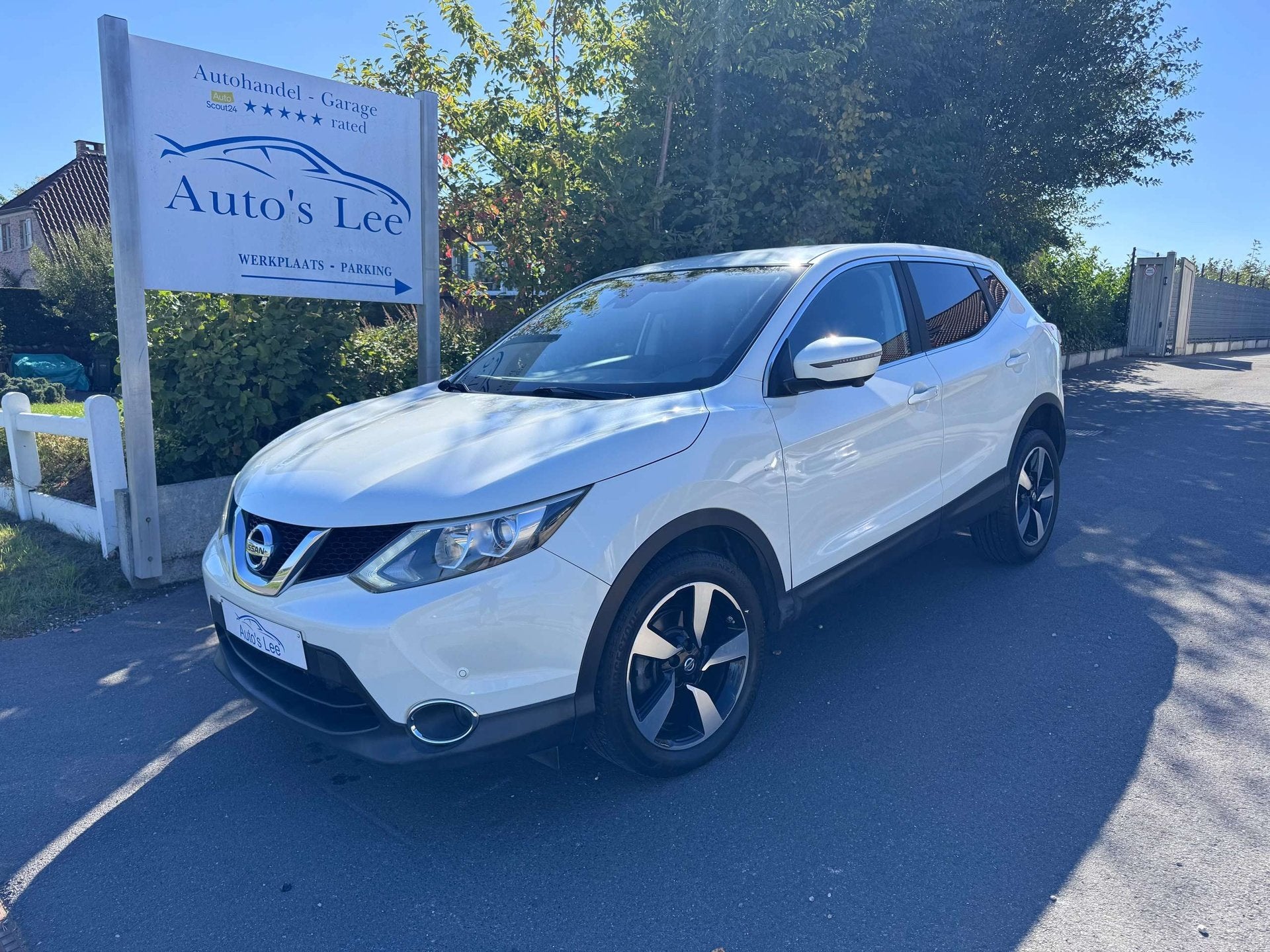 Nissan Qashqai Qashqai 1.2 DIG-T/keyless/360camera/nieuwstaa, Auto's, Gebruikt, 4 cilinders, 116 pk, Wit