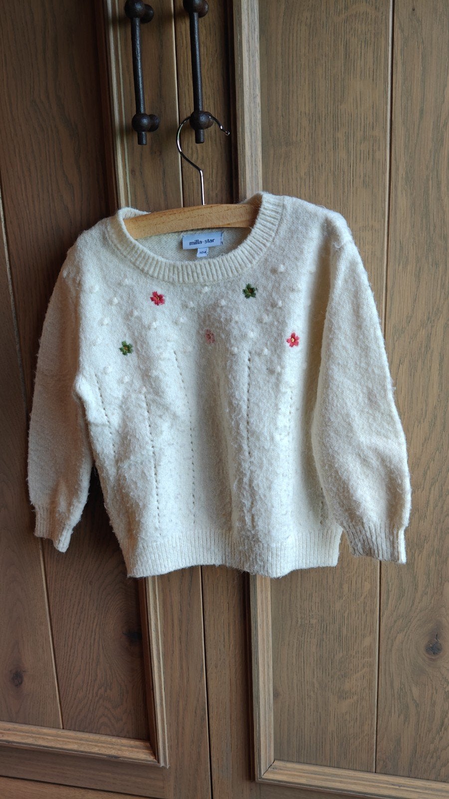 Milla Star Crèmekleurige Trui Geborduurde Bloemen maat 104, Gebruikt, Meisje, Trui of Vest, Ophalen of Verzenden