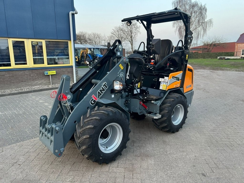 Giant G2500 HD wiellader minishovel nieuw, Ophalen