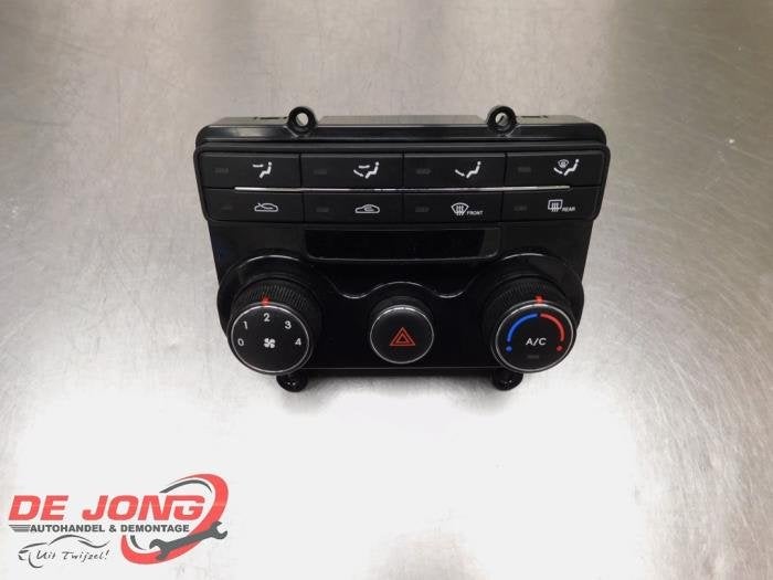 Kachel Bedieningspaneel van een Hyundai I30, Auto-onderdelen, Dashboard en Schakelaars, Hyundai, Gebruikt, 3 maanden garantie