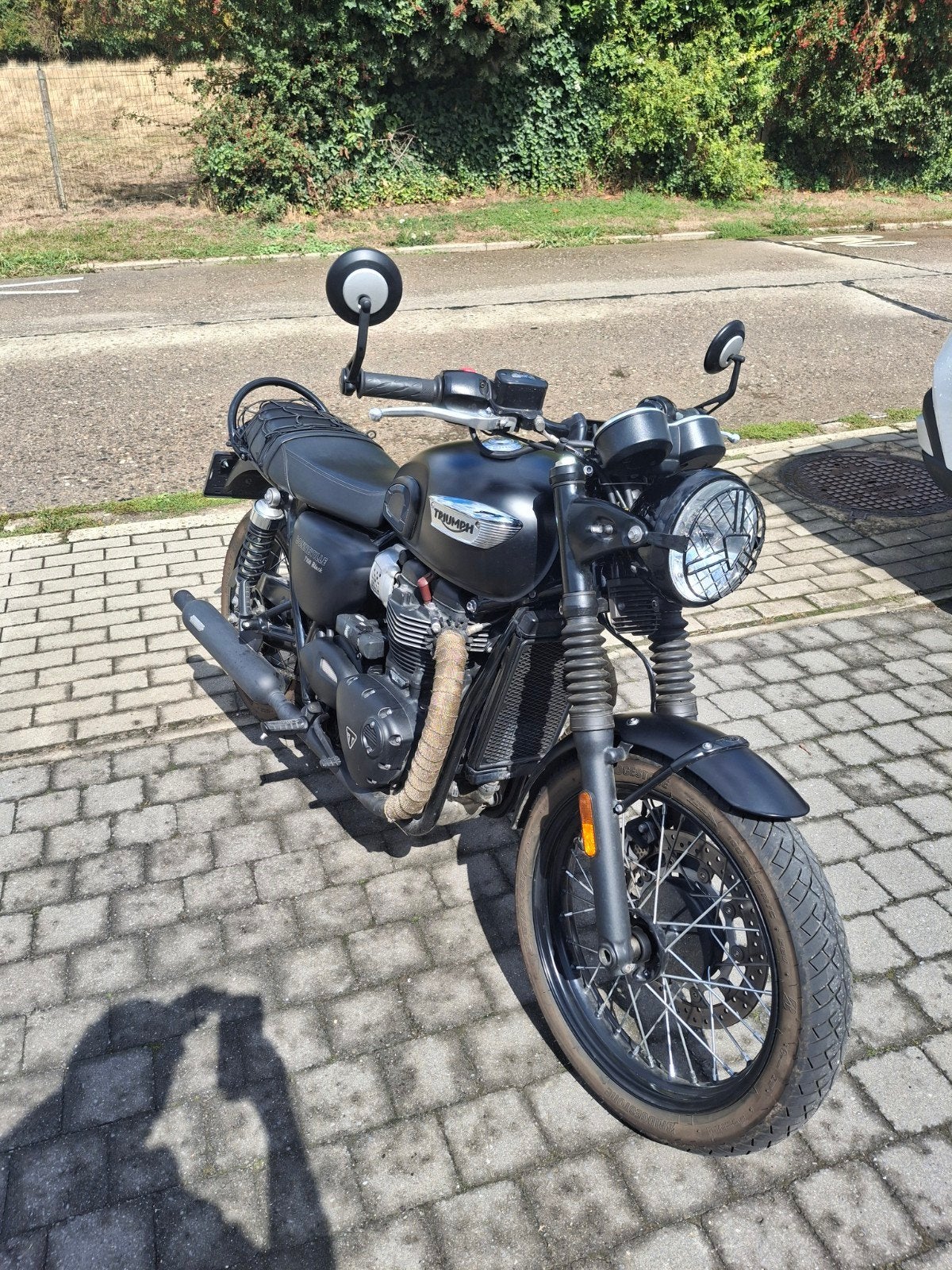 Bonneville T100 zwarte editie 1/2017, 2 cilinders, Occasion, 900 cc, Particulier