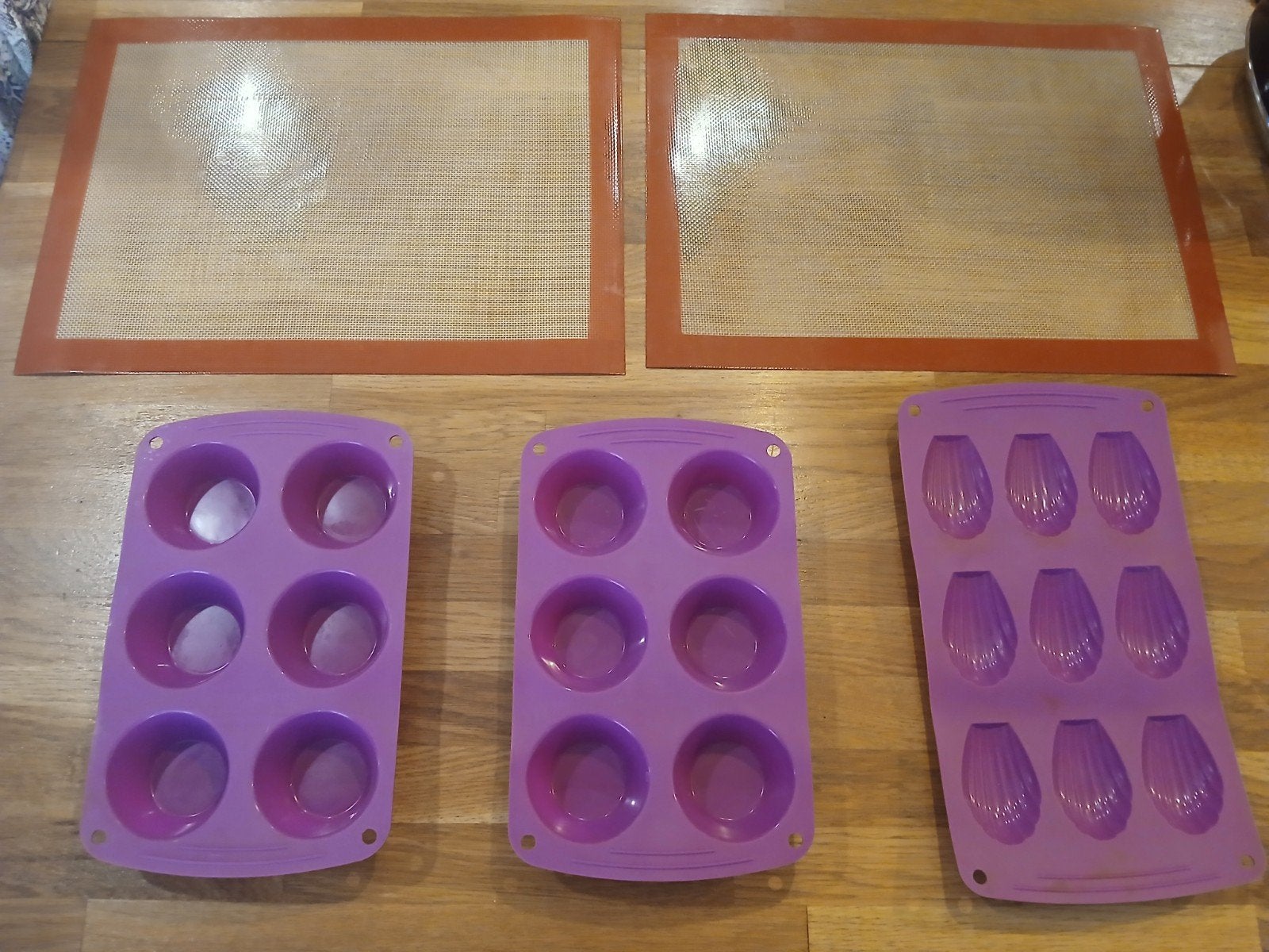 moules en silicone et tapis cuisson, Comme neuf