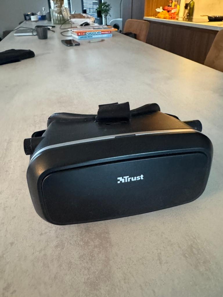 Vr bril, Games en Spelcomputers, Virtual Reality, Ophalen, Zo goed als nieuw