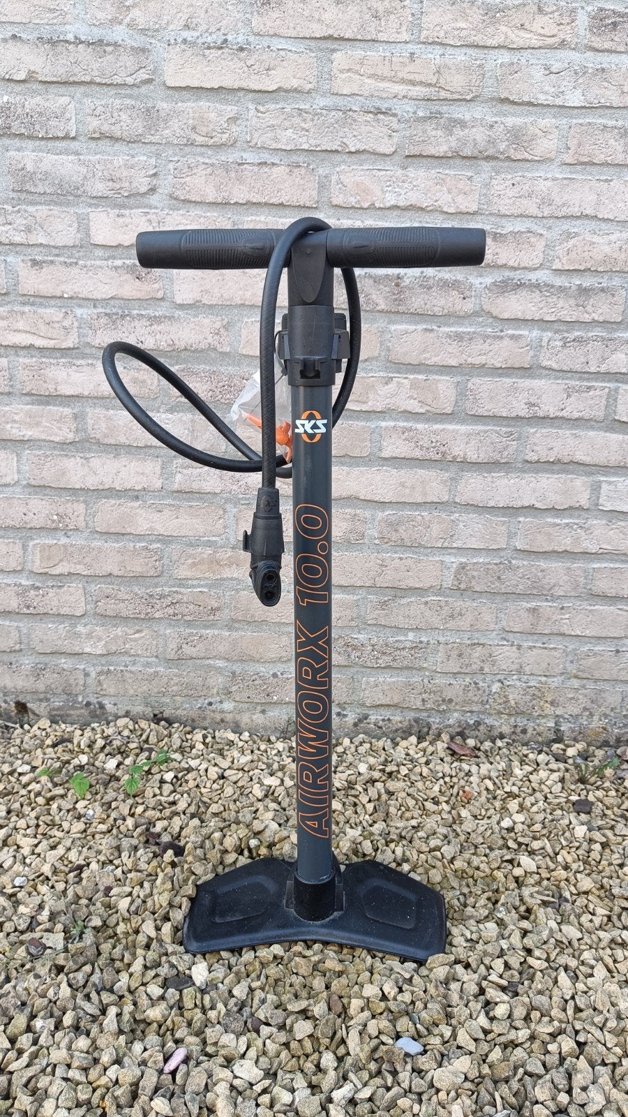 Fietspomp, Fietsen en Brommers, Fietsaccessoires | Fietspompen, Ophalen, Drukmeter, Zo goed als nieuw
