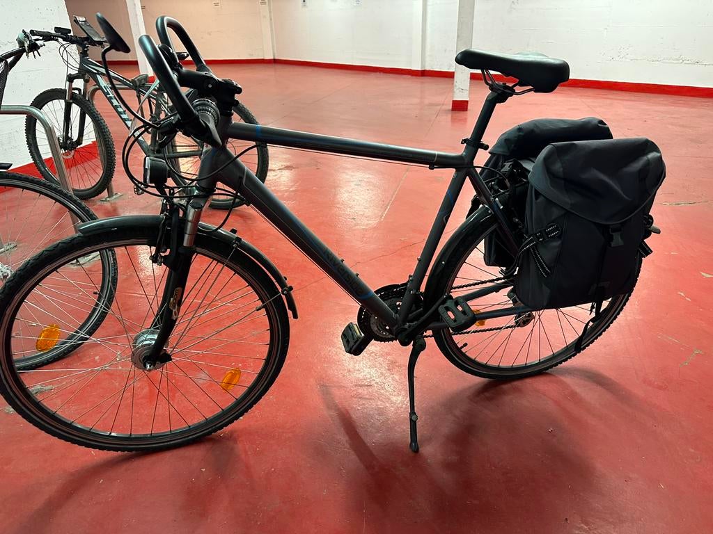 Velo Rockrider 2016, Vélos & Vélomoteurs, Vélos | Hommes | Vélos pour homme, Enlèvement, Comme neuf