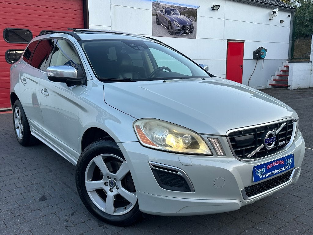 2.4 D5 AWD R-design Geartronic  Blanc Nacré, Cuir, Achat, Entreprise, Entretenue par le concessionnaire
