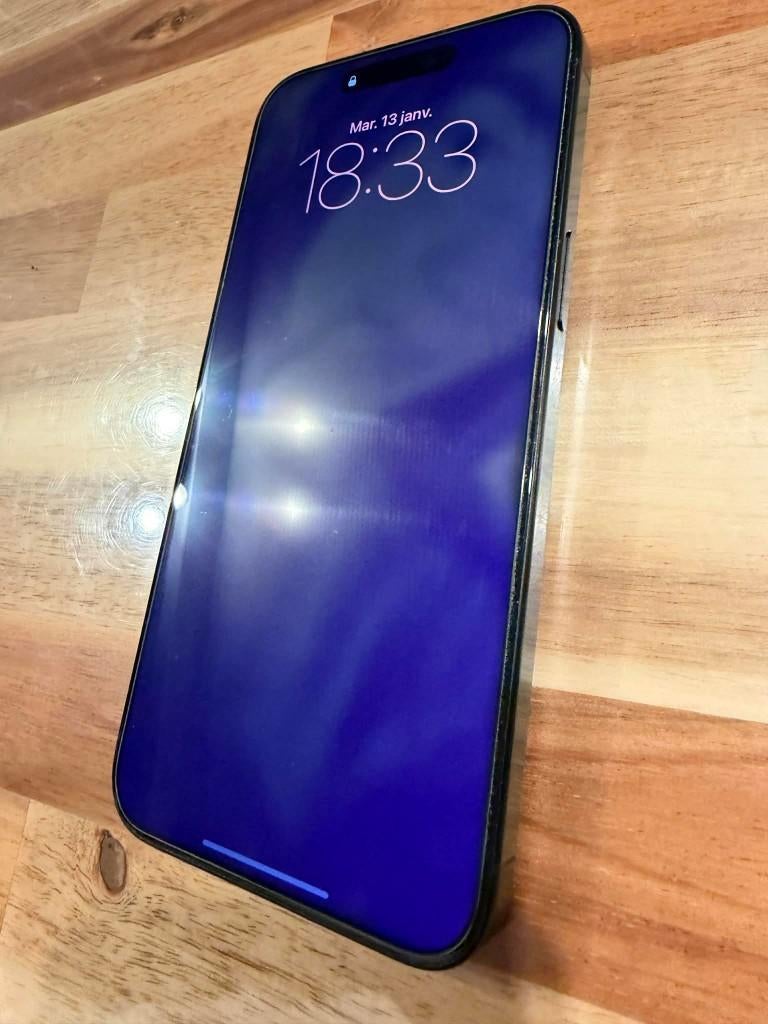 iPhone 15 Pro Max - Noir - 256GB, Télécoms, IPhone 15 Pro Max, Comme neuf, Enlèvement, Sans abonnement