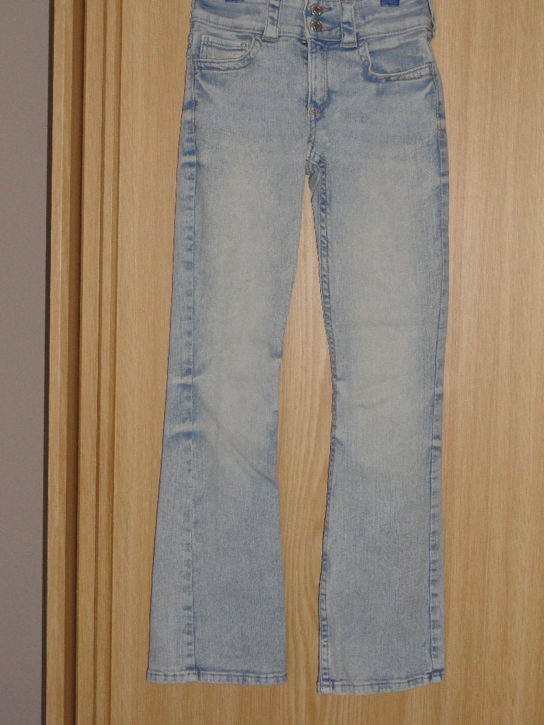 Lichtblauwe Jeansbroek H&M -Maat 152, Kinderen en Baby's, Broek, H&M, Zo goed als nieuw, Verzenden