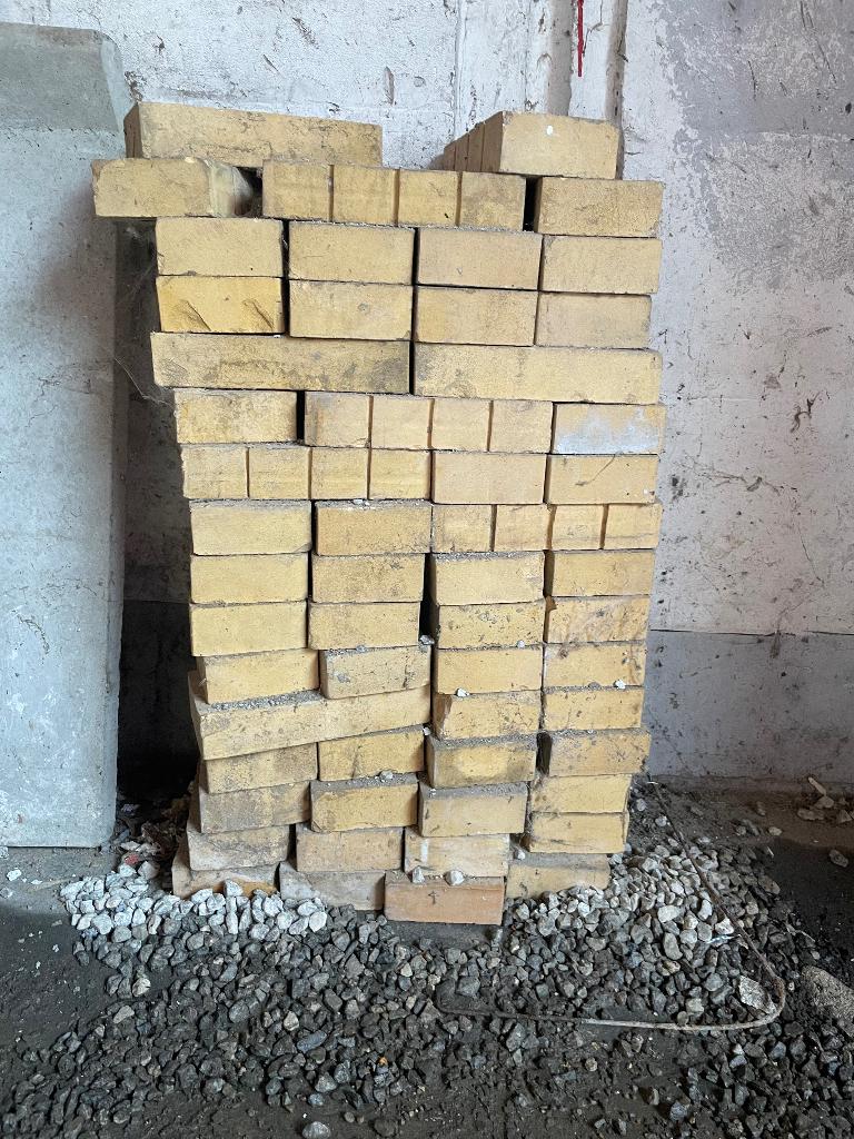 Lot de 60 briques réfactaires, Bricolage & Construction, Enlèvement, Comme neuf, Briques