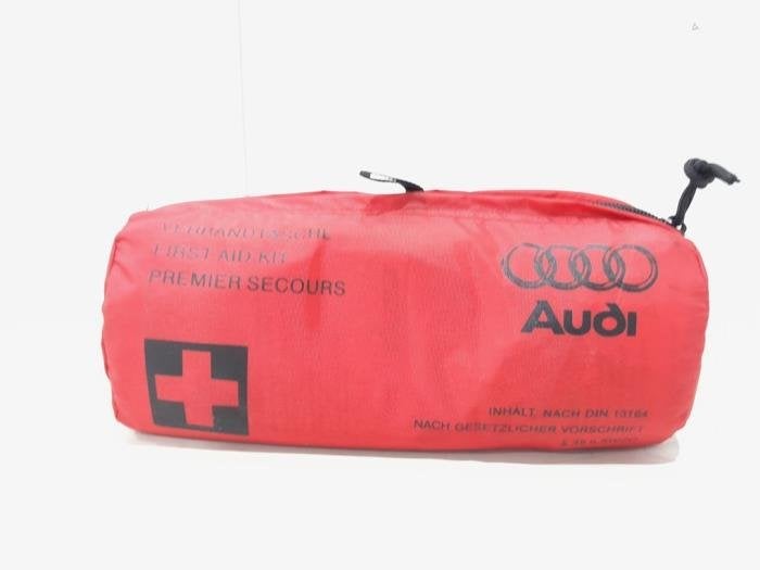 EHBO kit van een Audi A3, Gebruikt, -, -, -