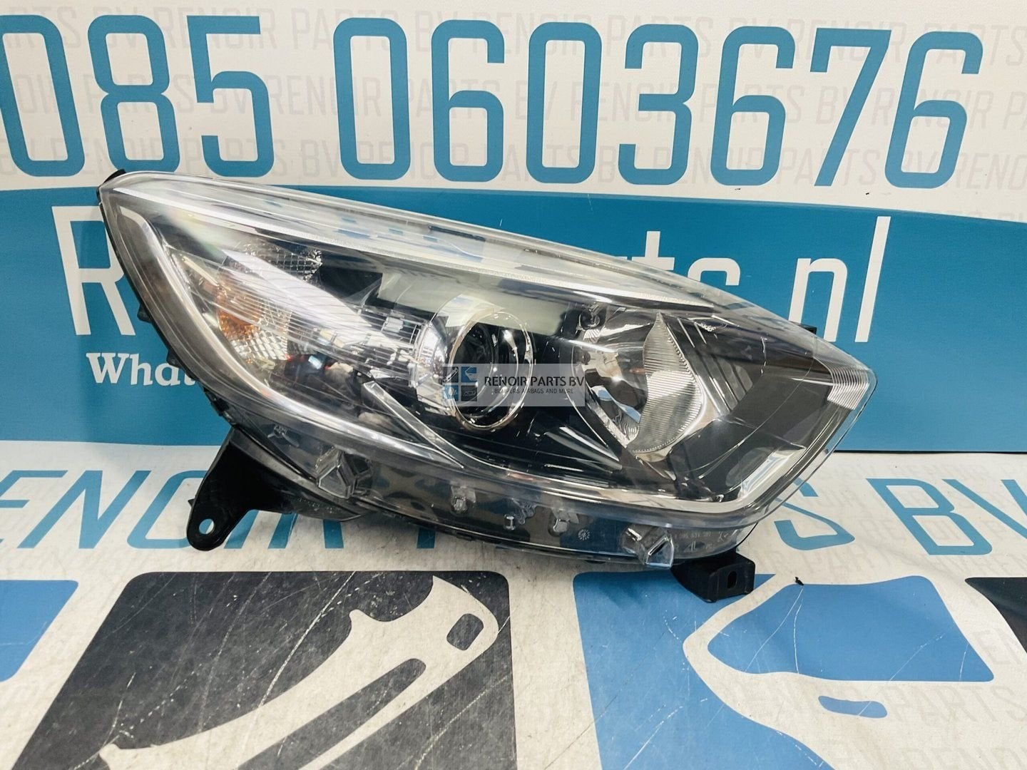 Koplamp Renault Captur ( J5 , H5 ) 2013-2017 Rechts Led 2601, -, Utilisé, -, Enlèvement ou Envoi