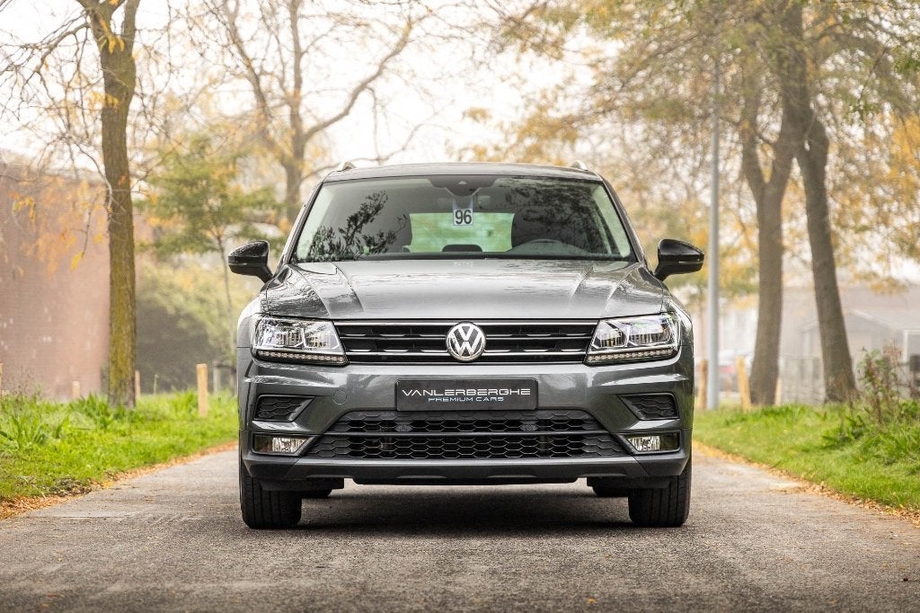 Volkswagen Tiguan 1.5 TSI IQ Drive DSG * ACC * Trekhaak *, Argent ou Gris, Achat, Entreprise, Entretenue par le concessionnaire