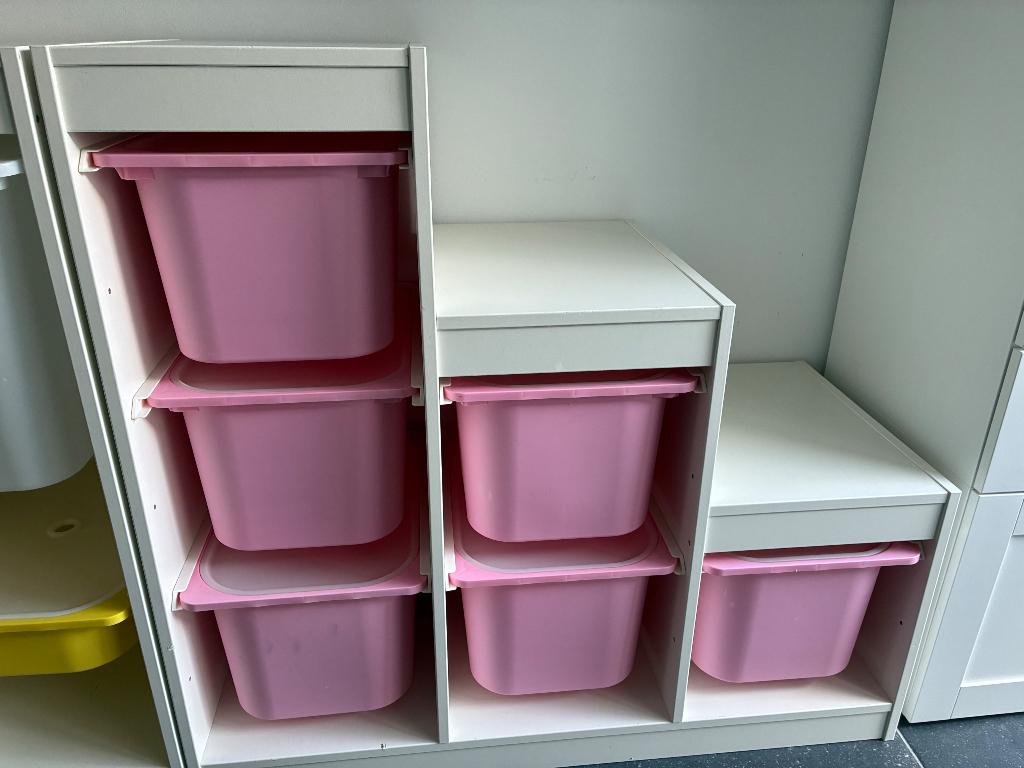 Speelgoed kasten, Kinderen en Baby's, Ophalen, Zo goed als nieuw