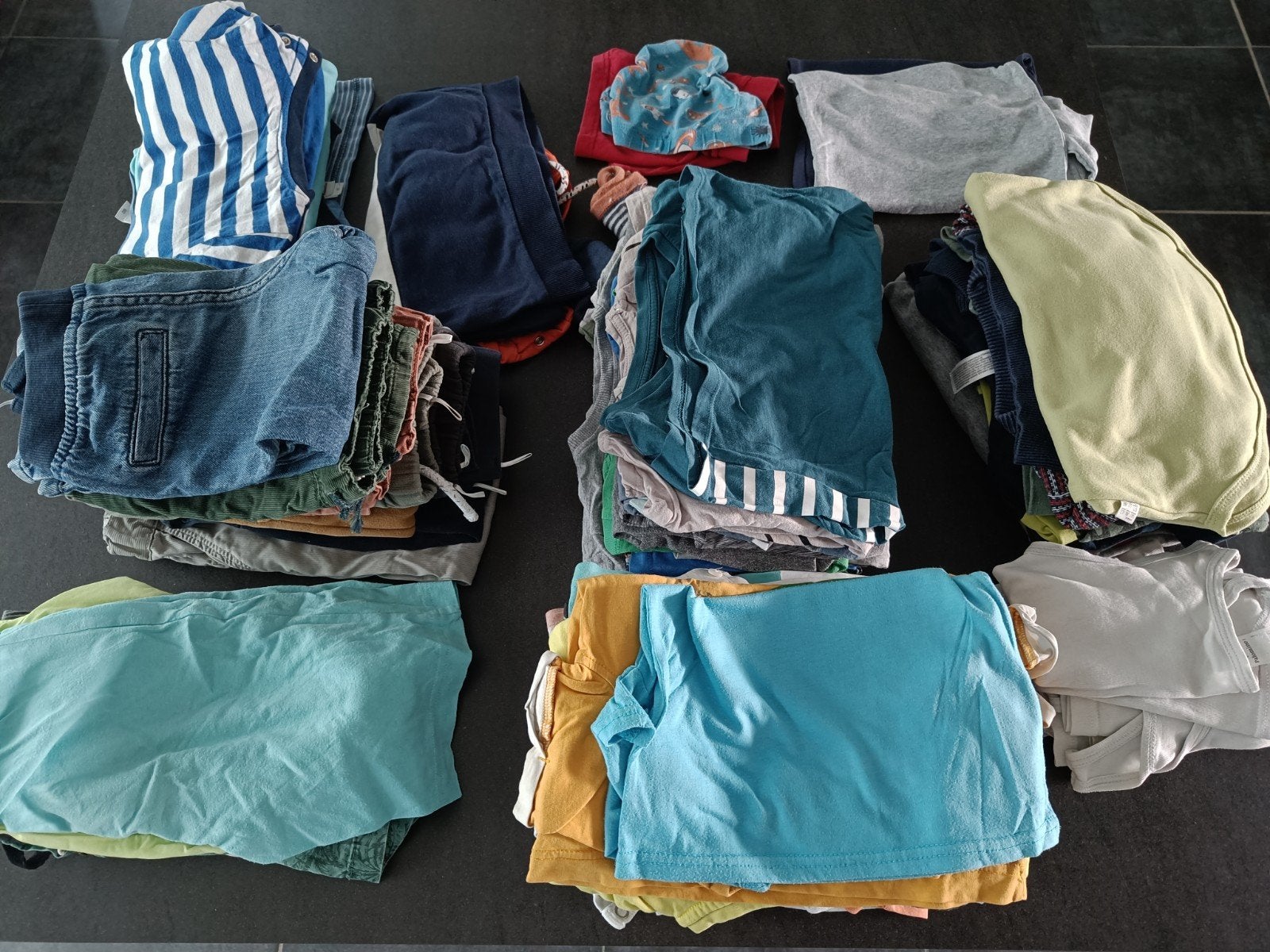 Kledingpakket jongens / maat 92 / 67 stuks, Ophalen of Verzenden, Gebruikt, Jongen, Overige typen