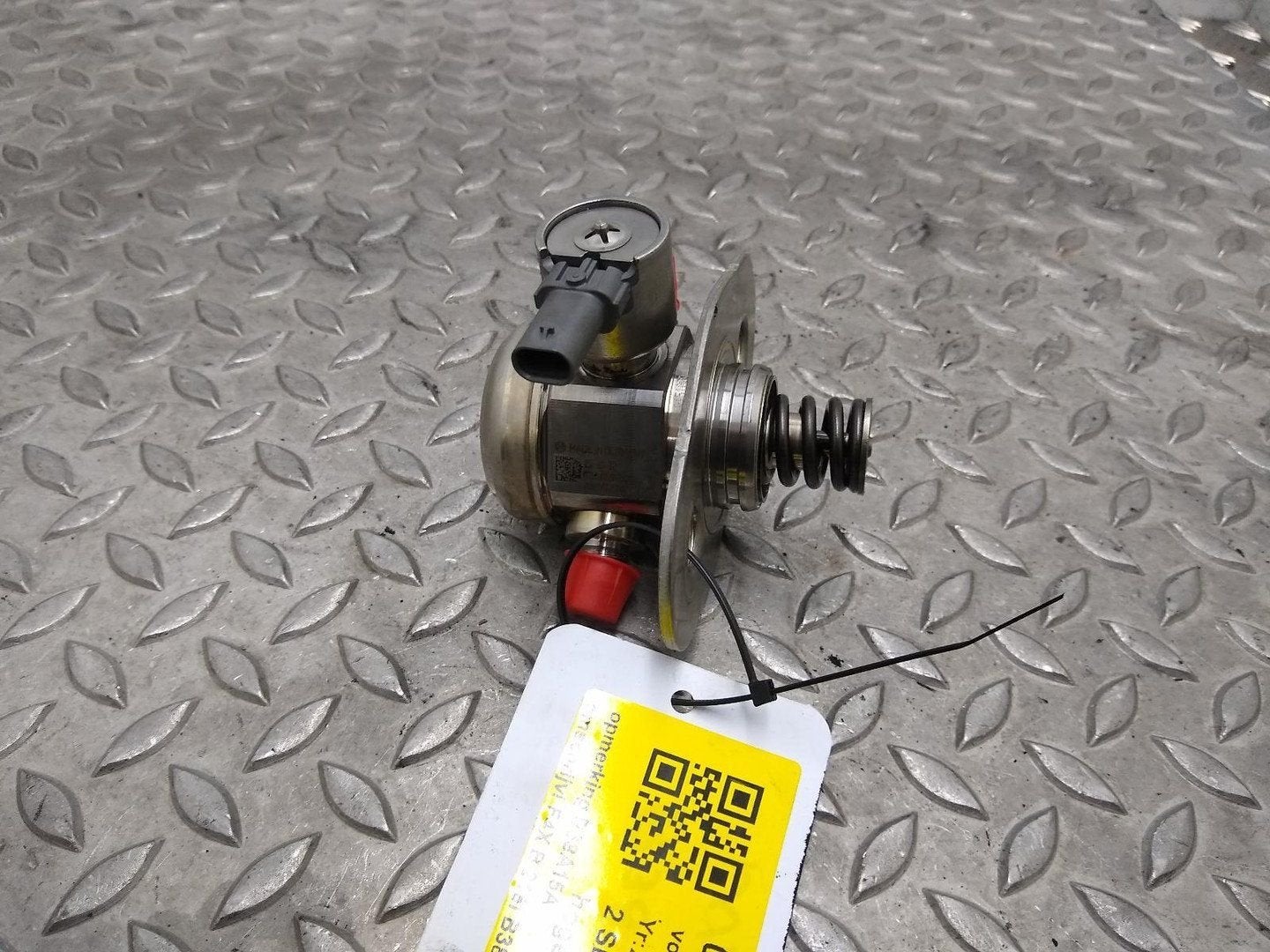BMW 2 SERIES TOURER BRANDSTOF POMP VOOR DE INJECTOR 2016, Auto-onderdelen, Brandstofsystemen, Ophalen of Verzenden, Gebruikt, ARN erkend
