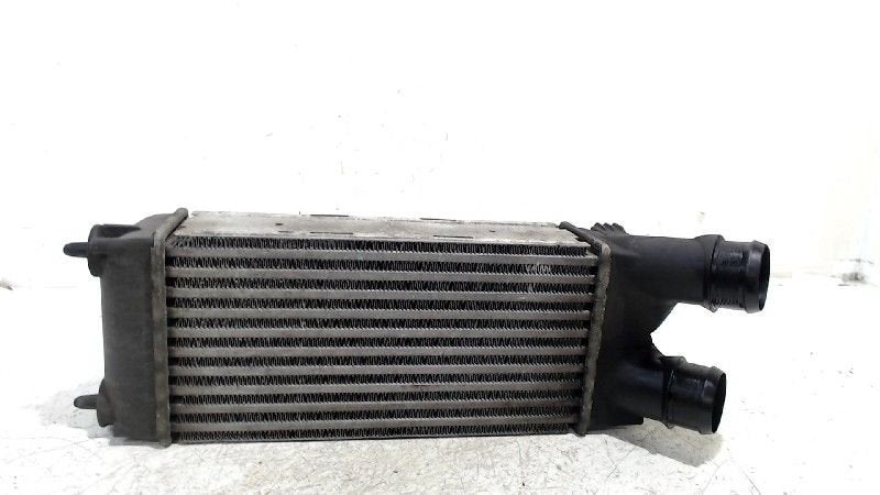 Intercooler radiateur Peugeot Partner, Onderdelen@venauto.nl, Van der Ven Autorecycling B.V., Ettenseweg 76, 4706 PB Roosendaal, The Netherlands