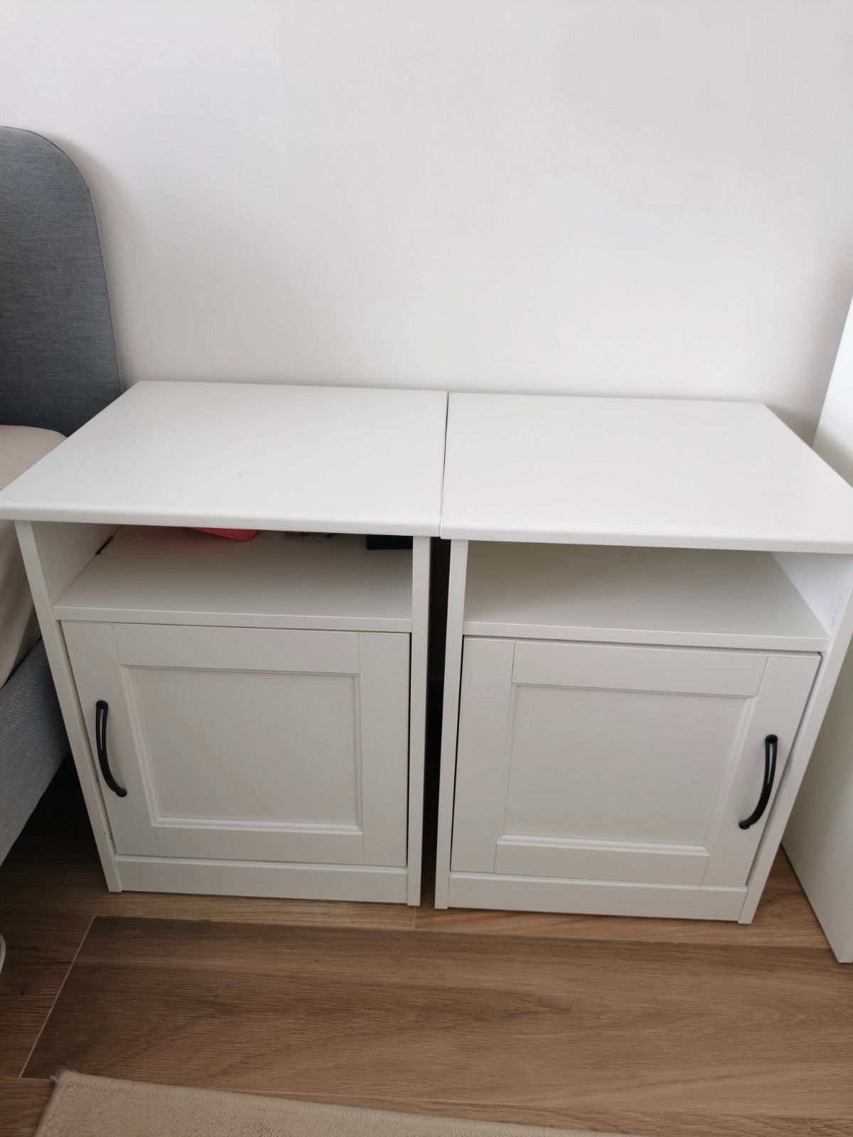 2 nightstanda Ikea, Enlèvement
