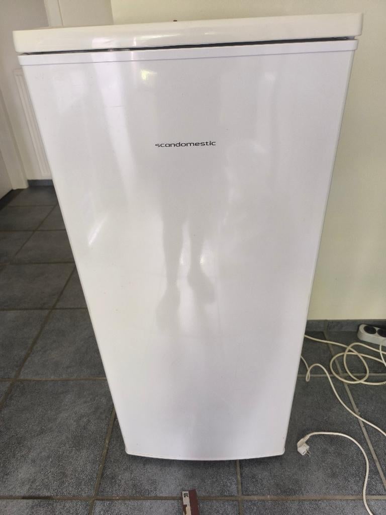 Scandomestic diepvries, Elektronische apparatuur, Vriezers en Diepvrieskisten, Gebruikt, 120 tot 140 cm, Ophalen, Vrieskast