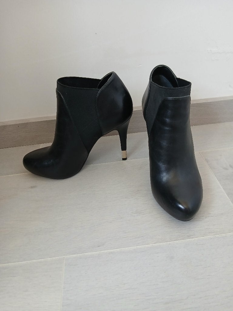 Hakken Guess maat 37, Kleding | Dames, Ophalen, Guess, Zo goed als nieuw, Schoenen met hoge hakken