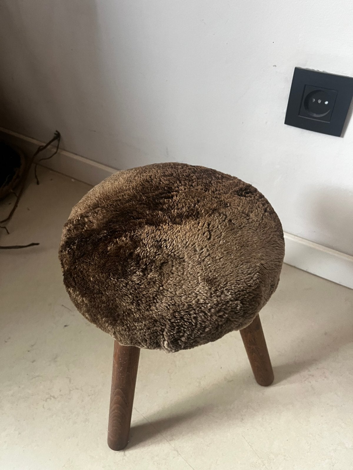 Krukje hout  met schapenwol, Huis en Inrichting, Ophalen, Zo goed als nieuw, Hout